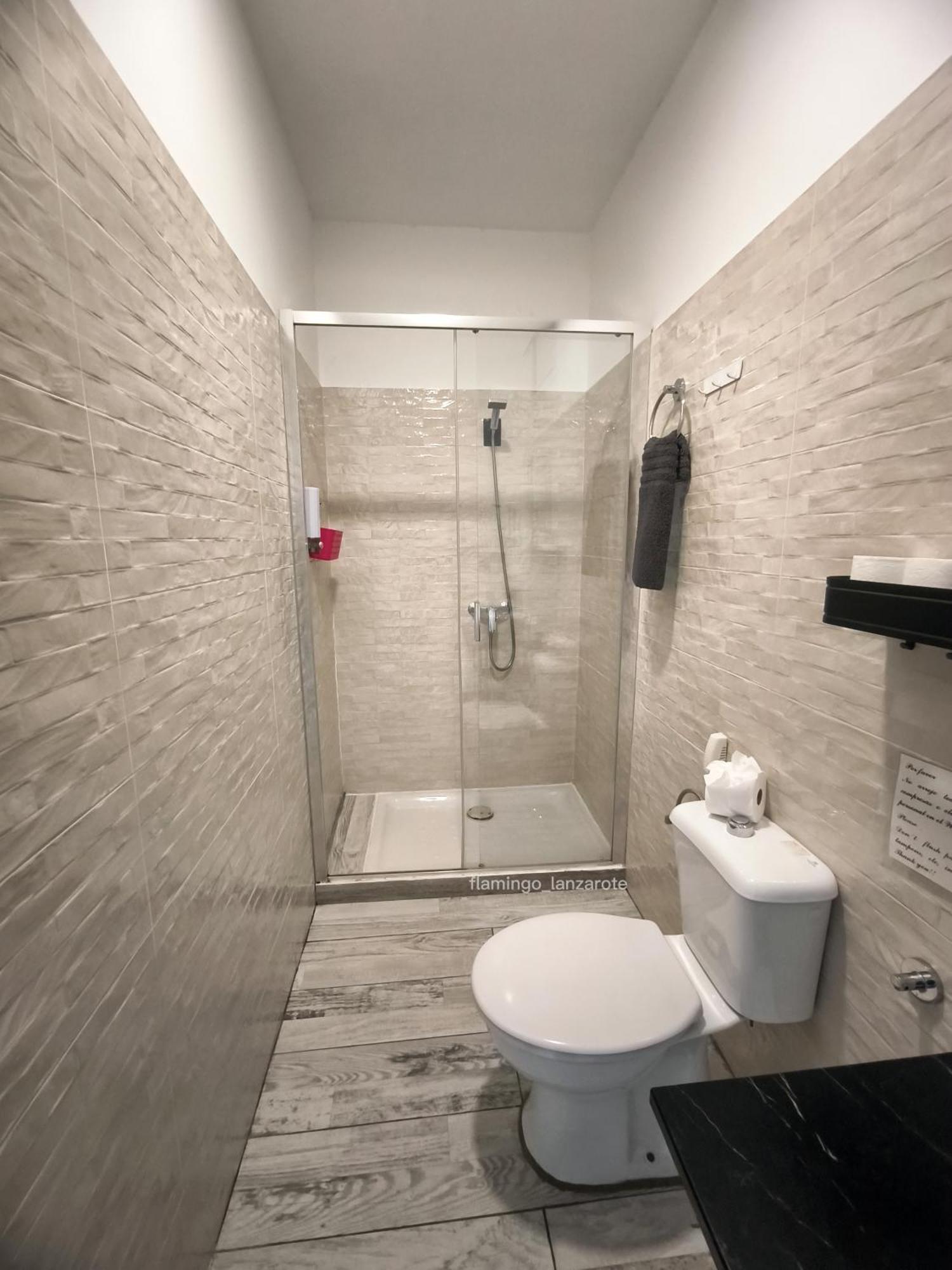 Habitacion Flamingo, Entrada Privada Y Bano Privado En Suite By Flamingo House, No Fumadores Arrecife  Buitenkant foto